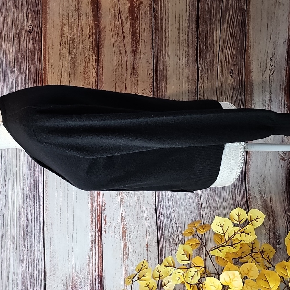 J. CREW 100% 2-PLY CASHMERE BLACK LONG SLEEVE BUTTON-UP CARDIGAN *WITH FLAW* - Picture 7 of 16